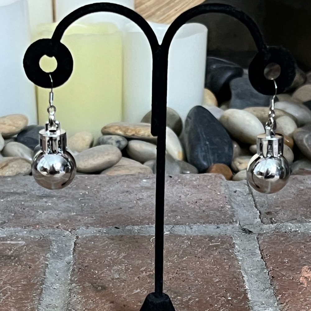 Handmade Ornament Earrings-Silver